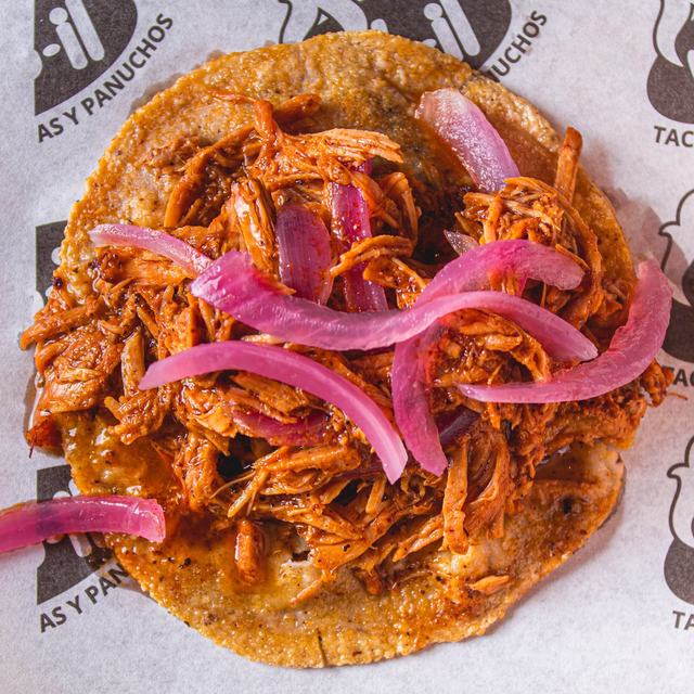 Panuchos de cochinita pibil, orden de 3 piezas